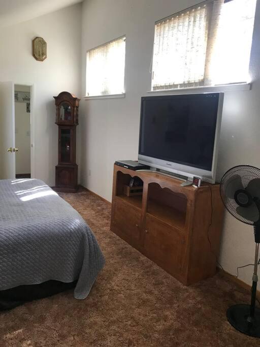 Cheerful 2-Bedroom Cottage Near Eagle Lake Susanville Buitenkant foto